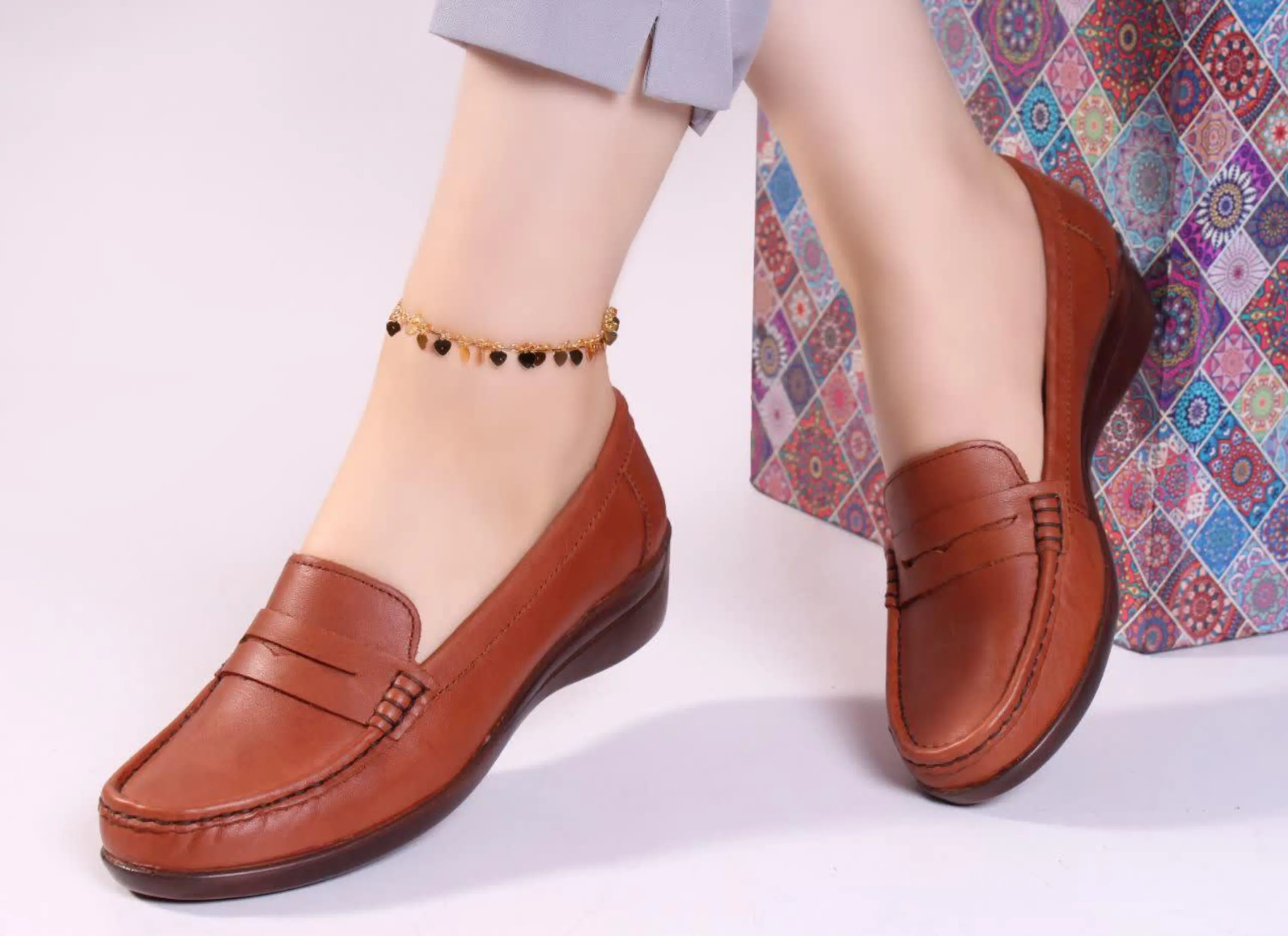 کفش  چرم  زنانه مدل آراسته